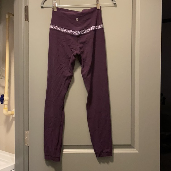 Lululemon - Picture 3 of 4